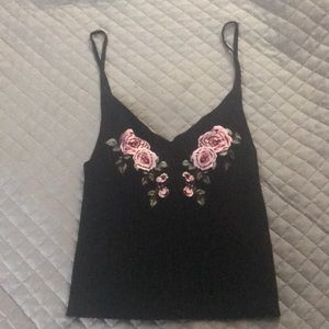 Kendall & Kyle flower embroidered tank top